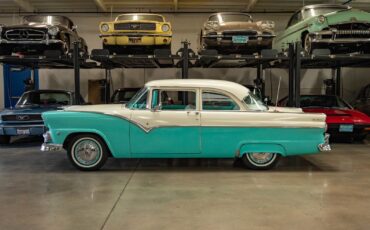 Ford-Fairlane-Berline-1955-5