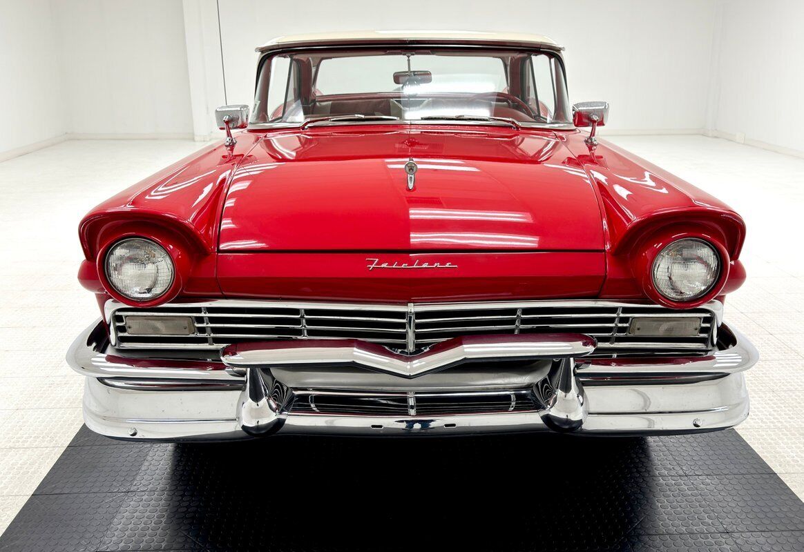 Ford-Fairlane-Cabriolet-1957-10