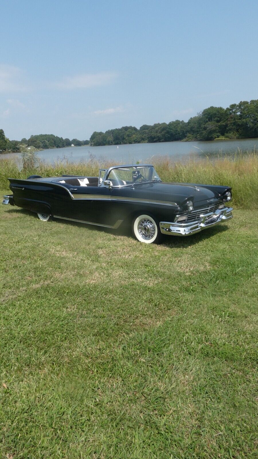 Ford-Fairlane-Cabriolet-1957-13