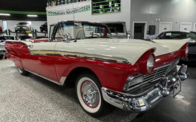 Ford Fairlane Cabriolet 1957 à vendre