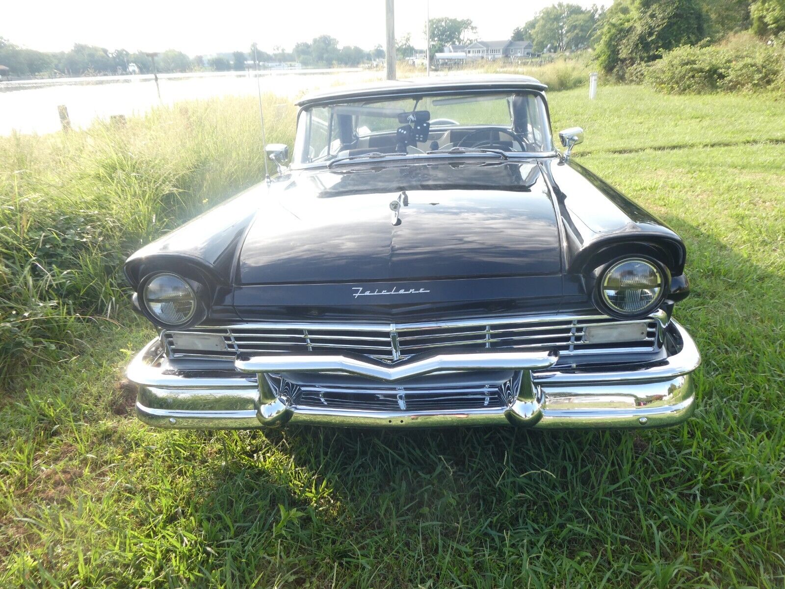 Ford-Fairlane-Cabriolet-1957-2