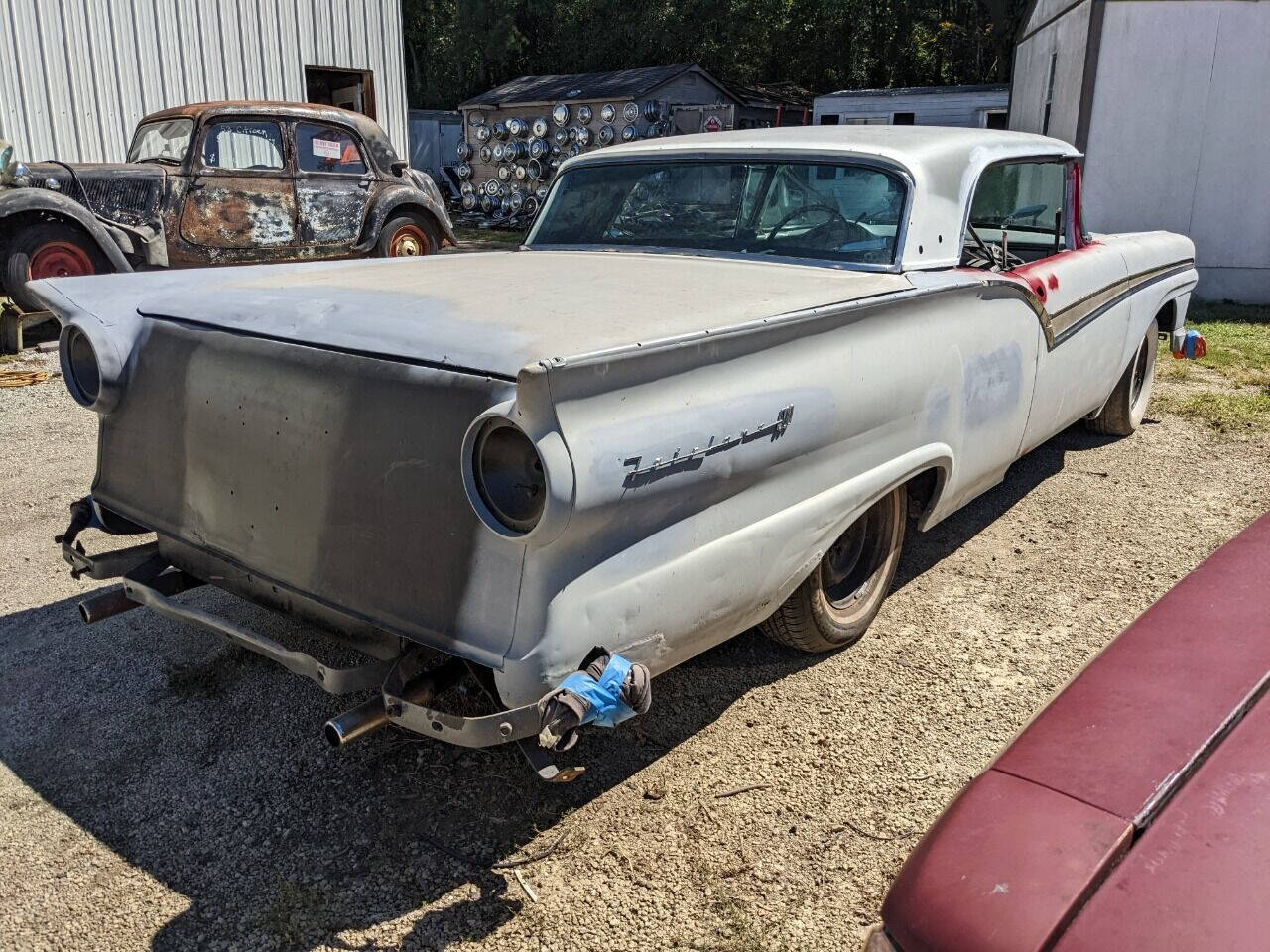 Ford-Fairlane-Cabriolet-1957-3