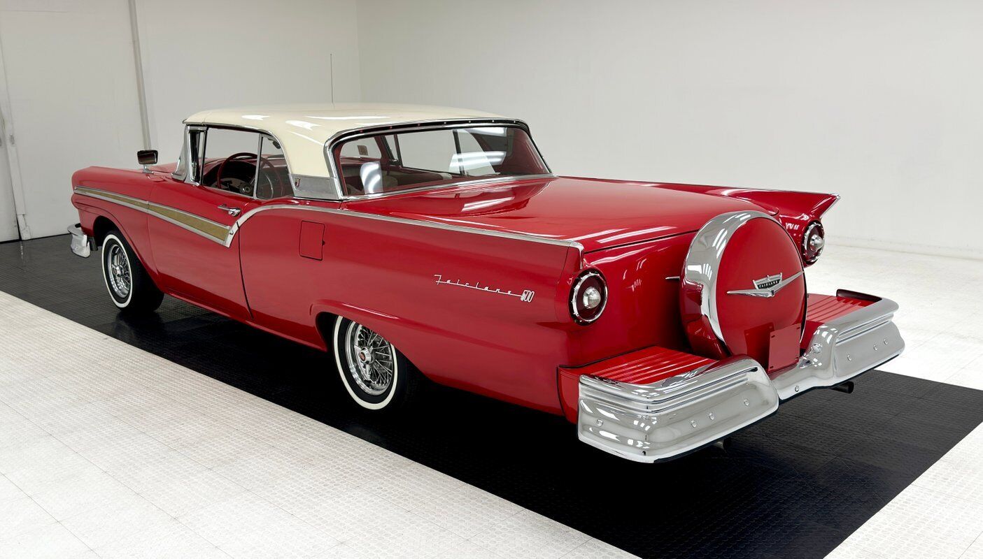 Ford-Fairlane-Cabriolet-1957-4