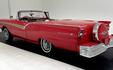 Ford-Fairlane-Cabriolet-1957-5