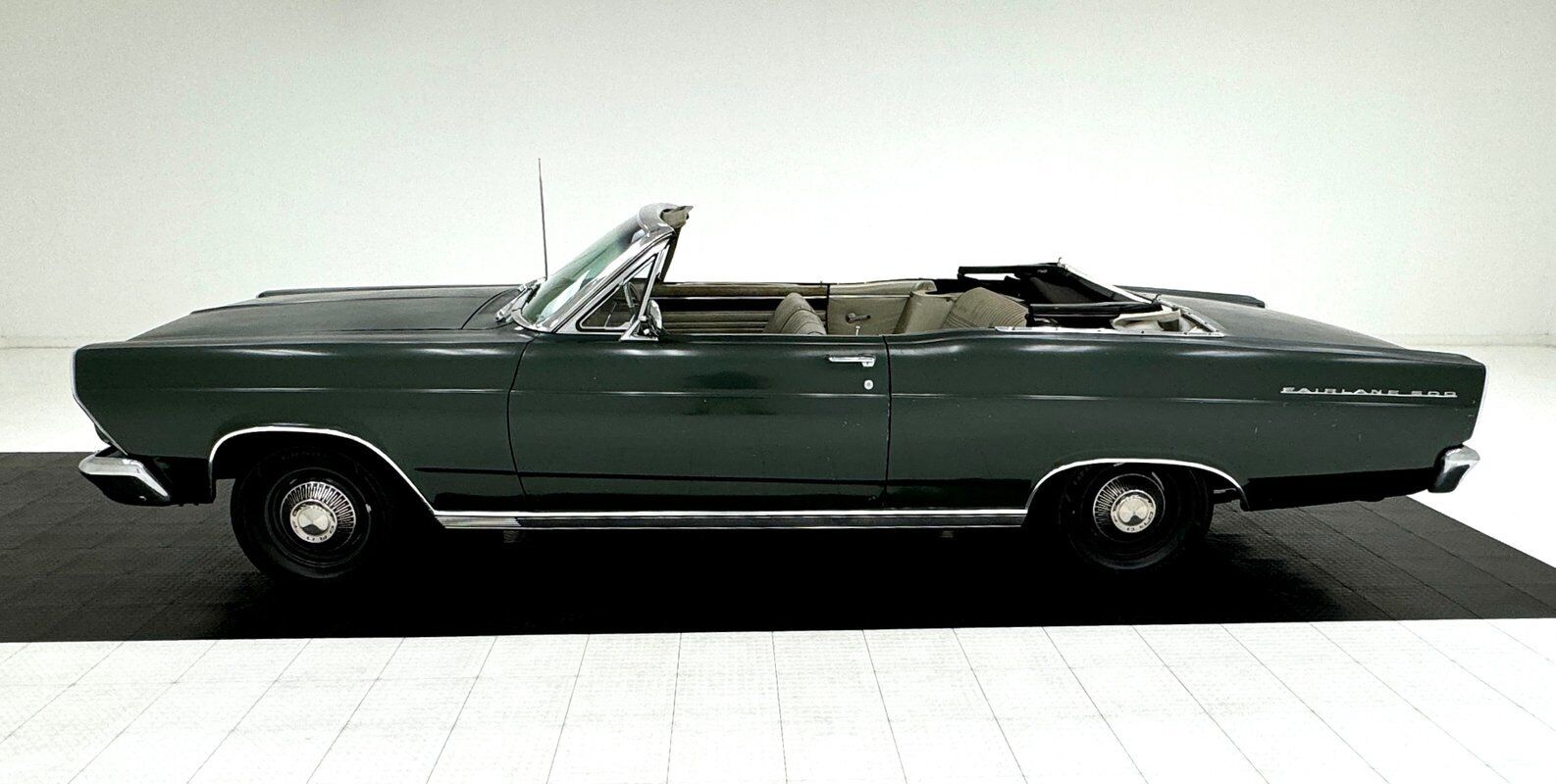 Ford-Fairlane-Cabriolet-1966-3