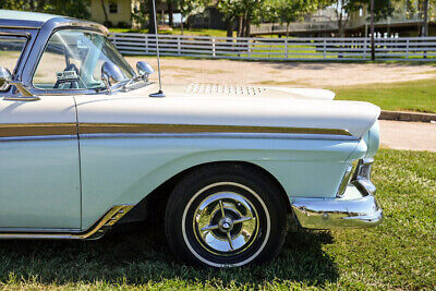 Ford-Fairlane-Coupe-1957-10