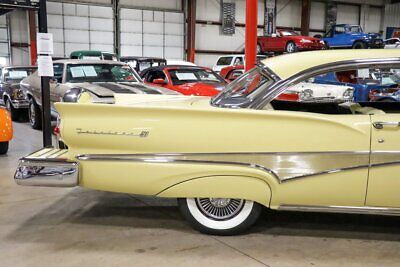 Ford-Fairlane-Coupe-1958-8