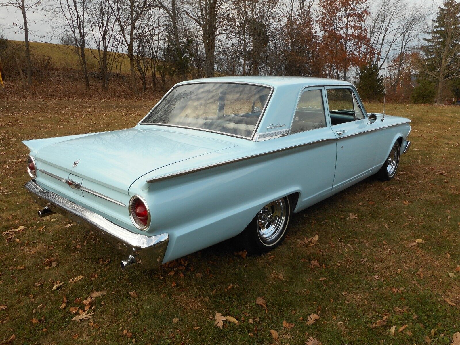 Ford-Fairlane-Coupe-1962-4