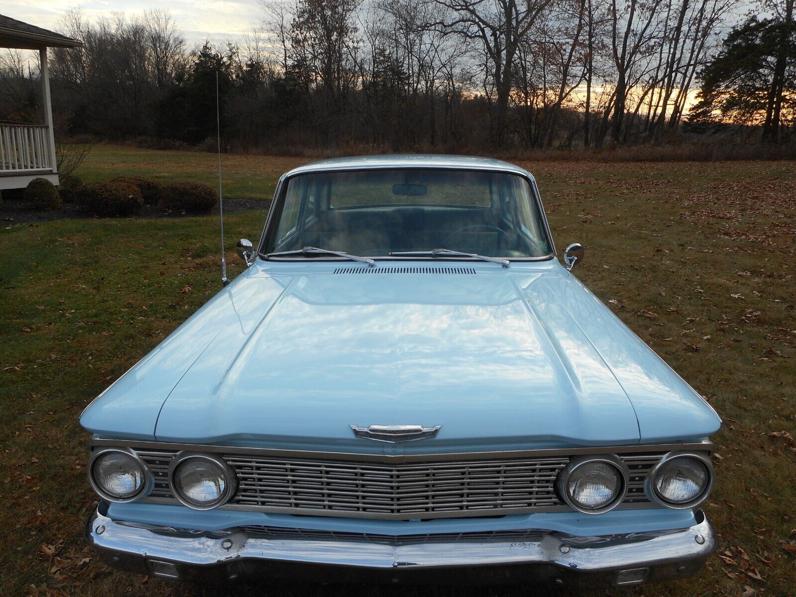 Ford-Fairlane-Coupe-1962-8