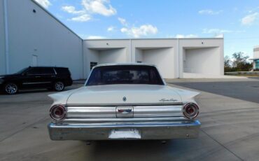 Ford-Fairlane-Coupe-1963-9