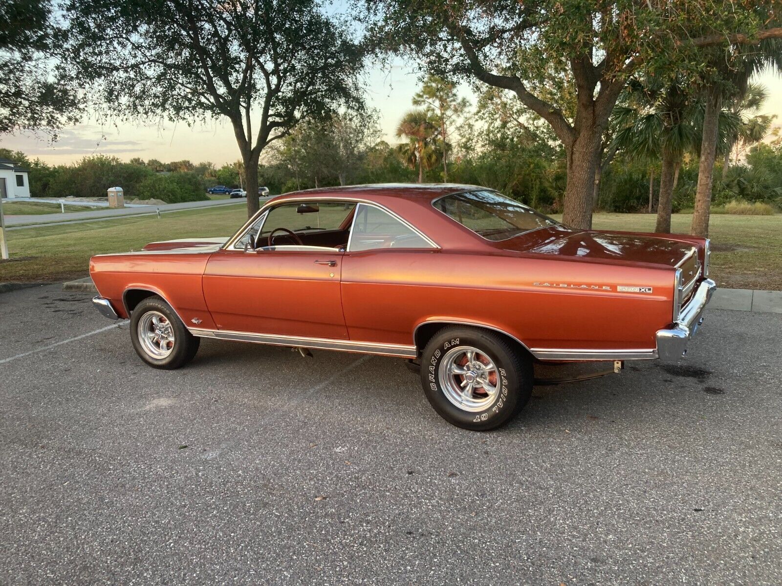 Ford-Fairlane-Coupe-1966-25