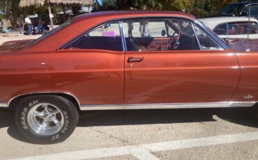 Ford-Fairlane-Coupe-1966-34