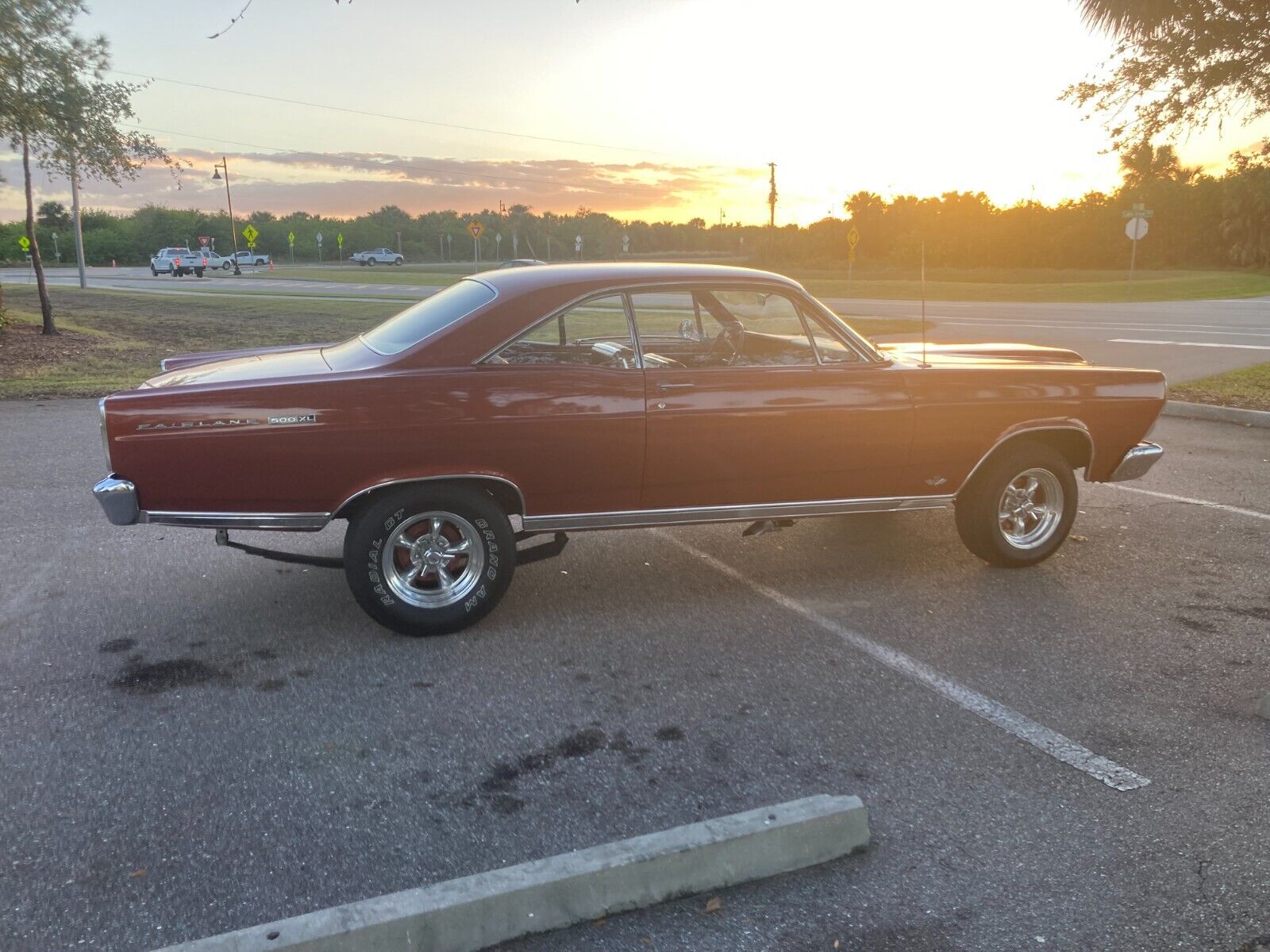 Ford-Fairlane-Coupe-1966-5