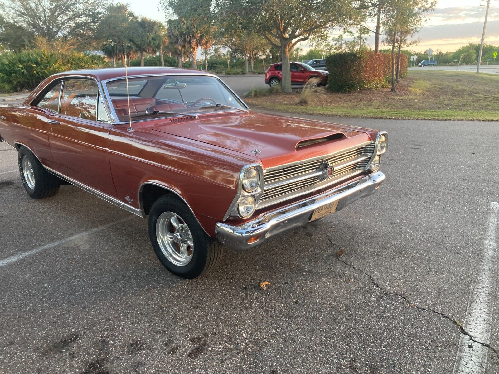 Ford-Fairlane-Coupe-1966-6