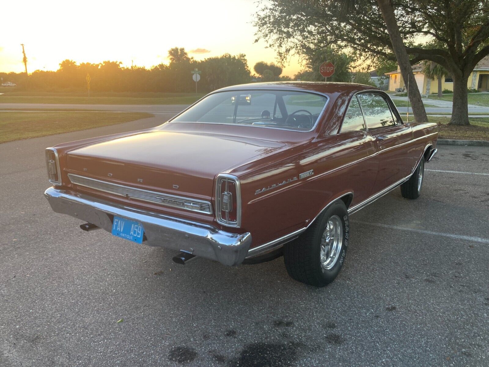 Ford-Fairlane-Coupe-1966-7