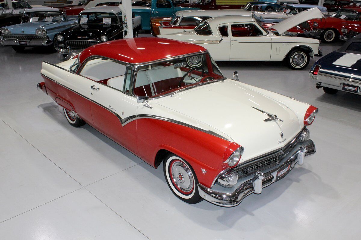 Ford-Fairlane-Victoria-1955-6