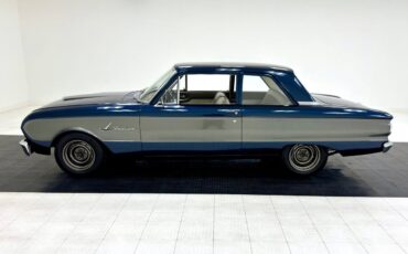 Ford-Falcon-Berline-1963-1