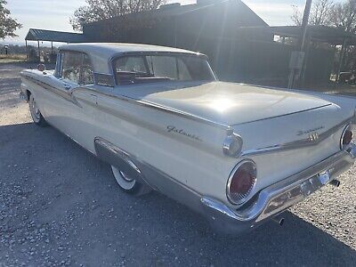 Ford-Galaxie-1959-4