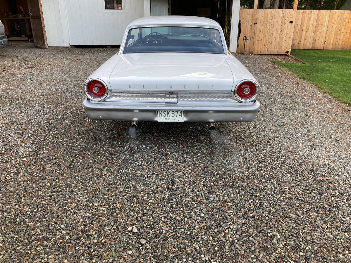 Ford-Galaxie-500-1963-3