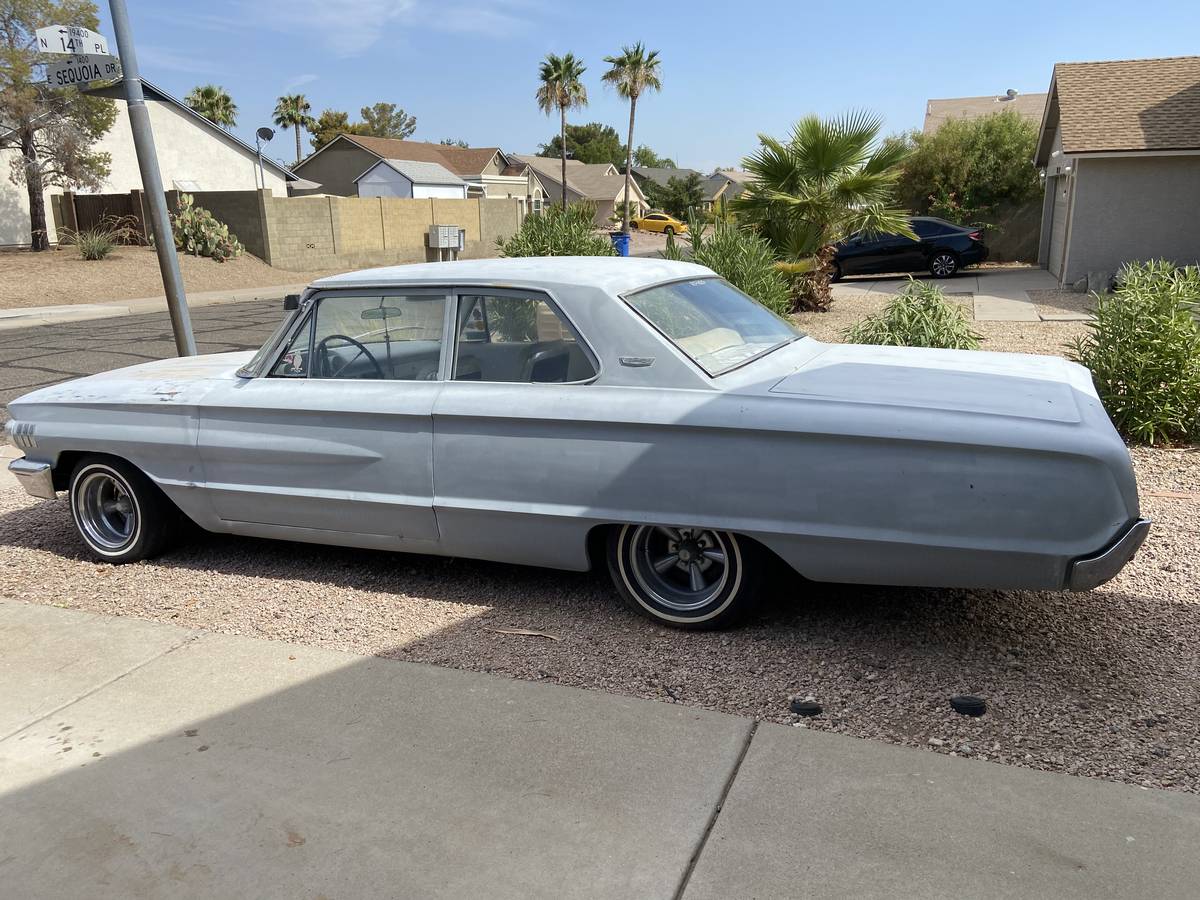 Ford-Galaxie-500-1964-1