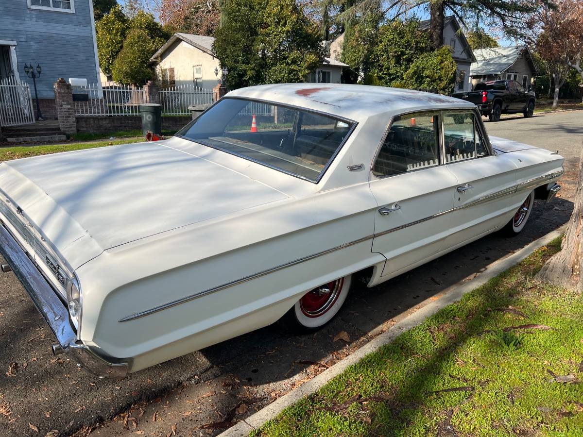 Ford-Galaxie-500-1964-3