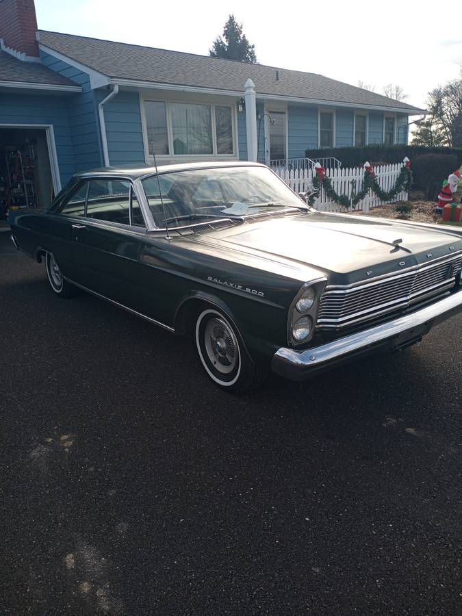 Ford-Galaxie-500-1965-1