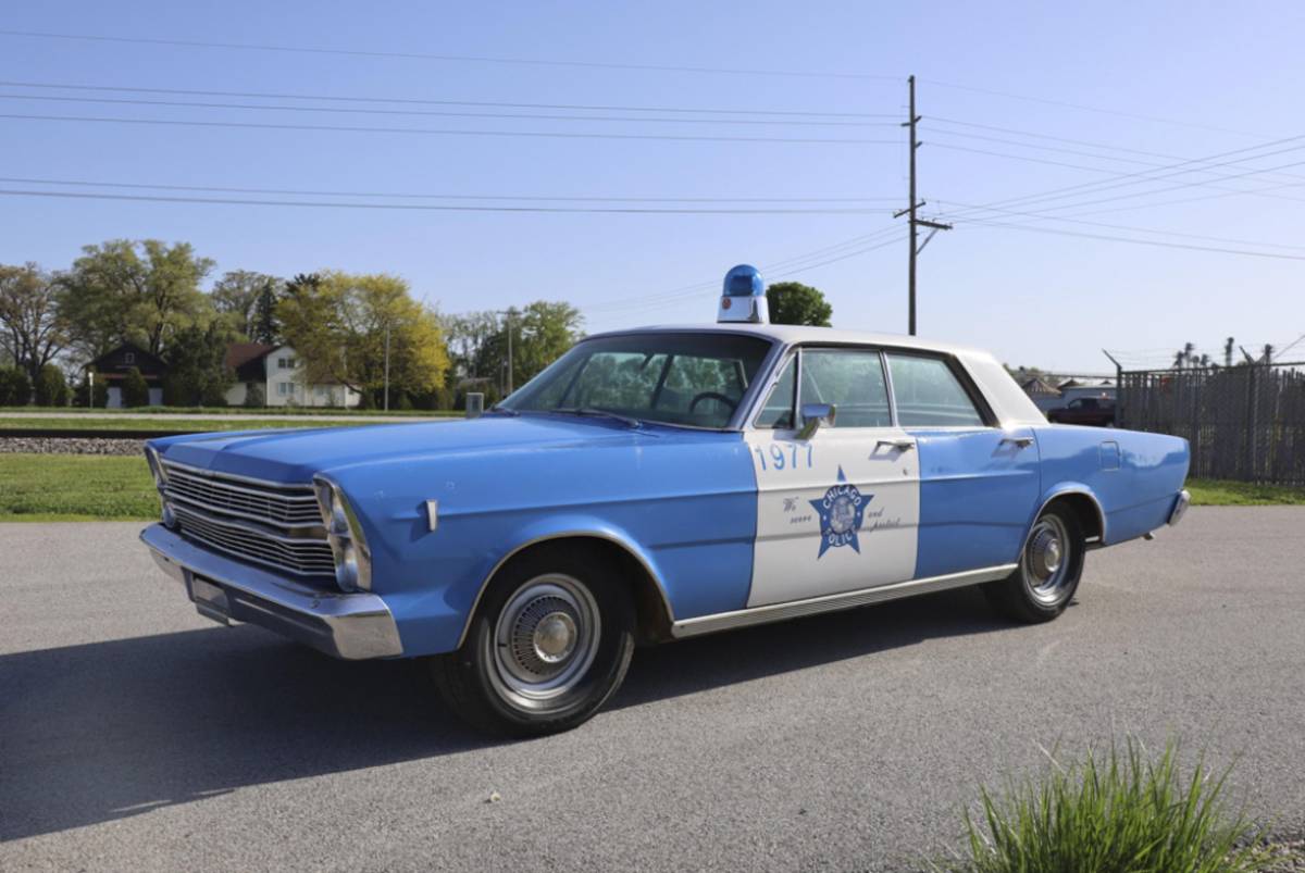 Ford-Galaxie-500-1966-8