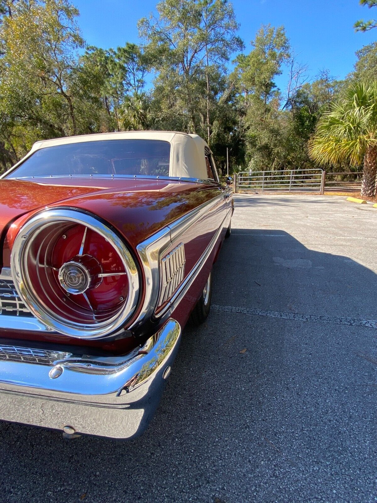 Ford-Galaxie-Cabriolet-1963-11