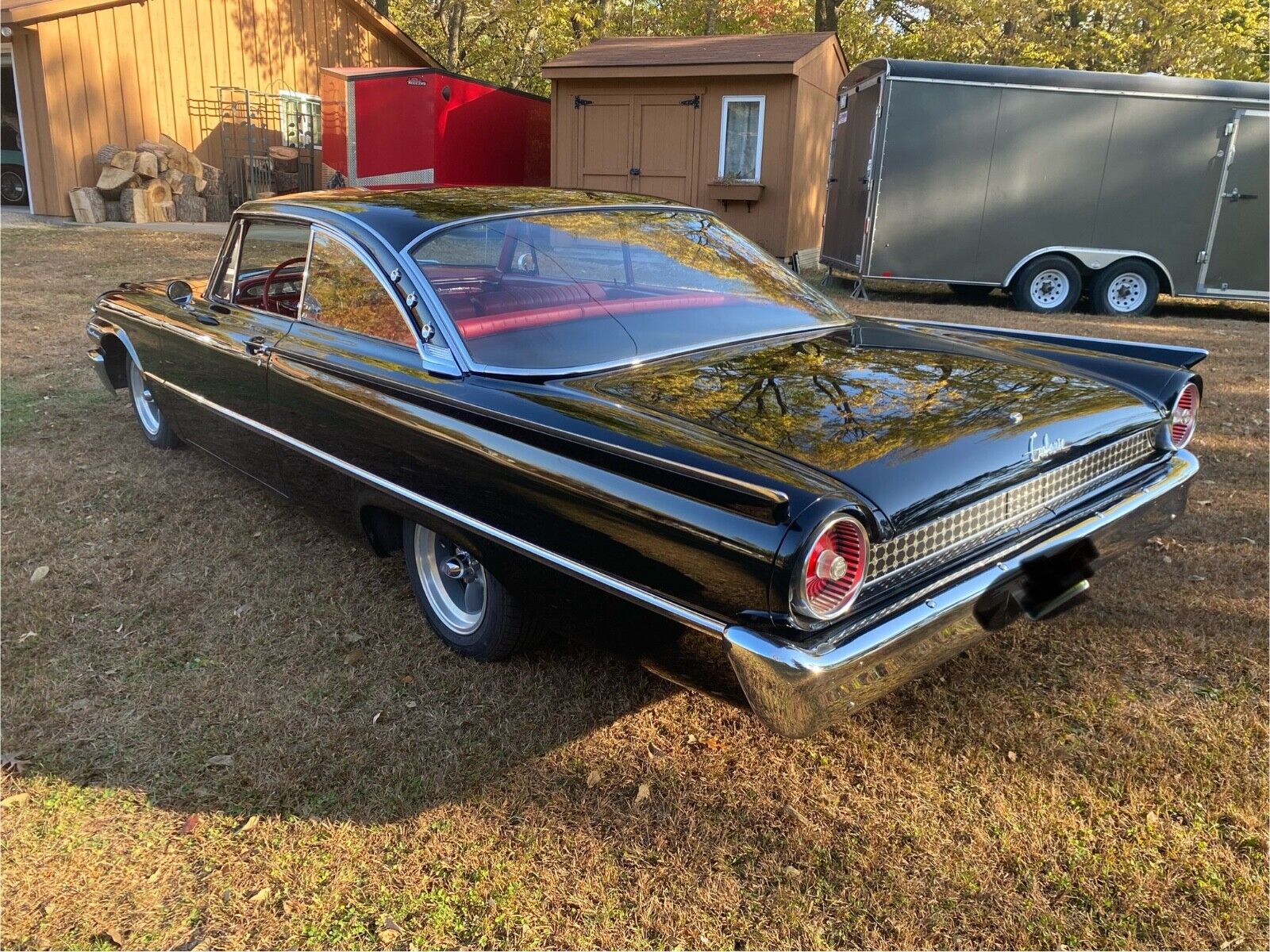 Ford-Galaxie-Coupe-1961-2