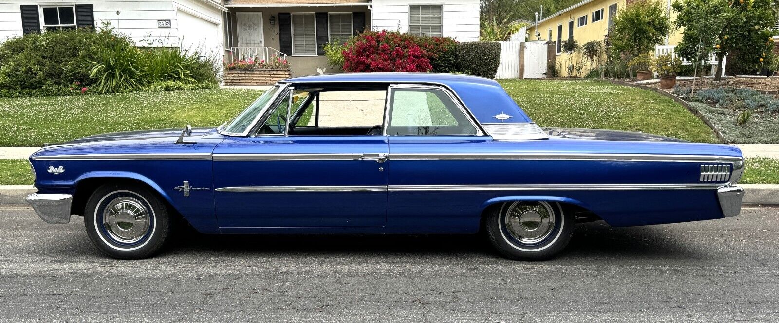 Ford-Galaxie-Coupe-1963-5