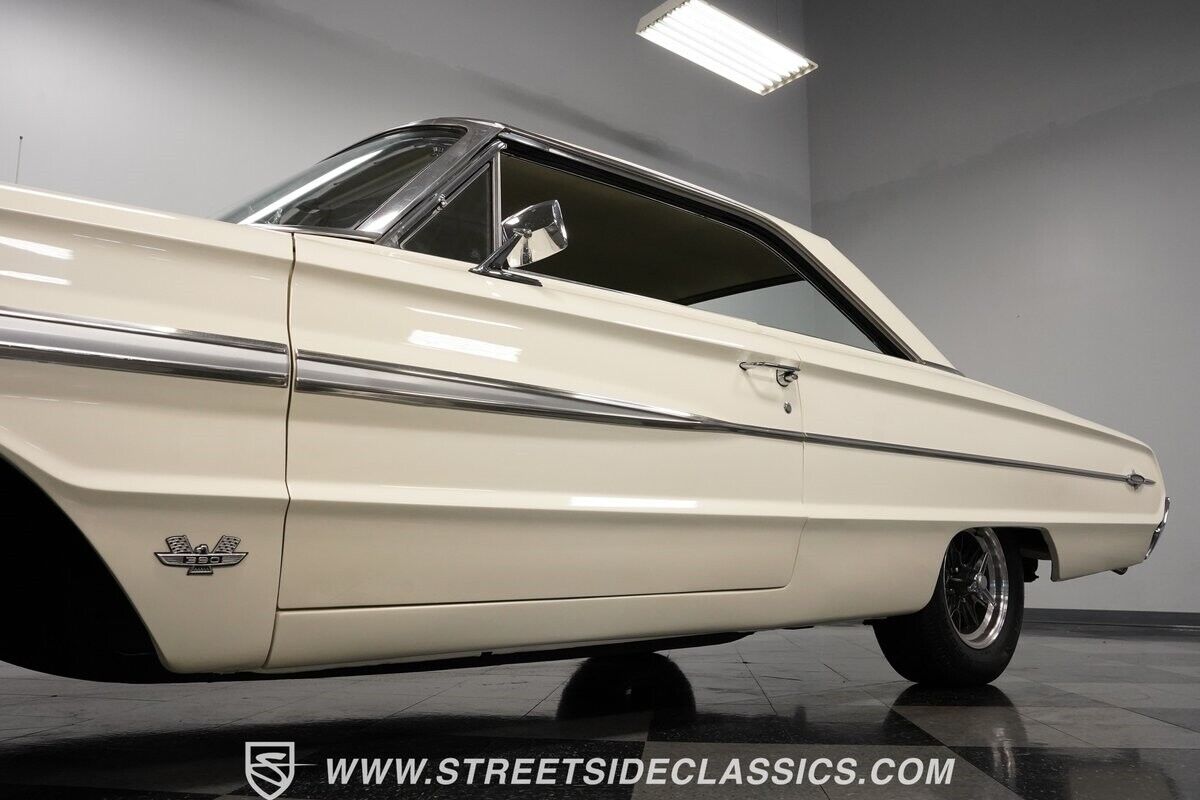 Ford-Galaxie-Coupe-1964-22