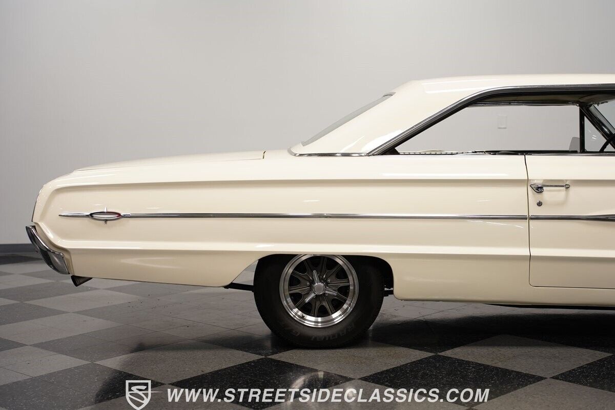 Ford-Galaxie-Coupe-1964-29