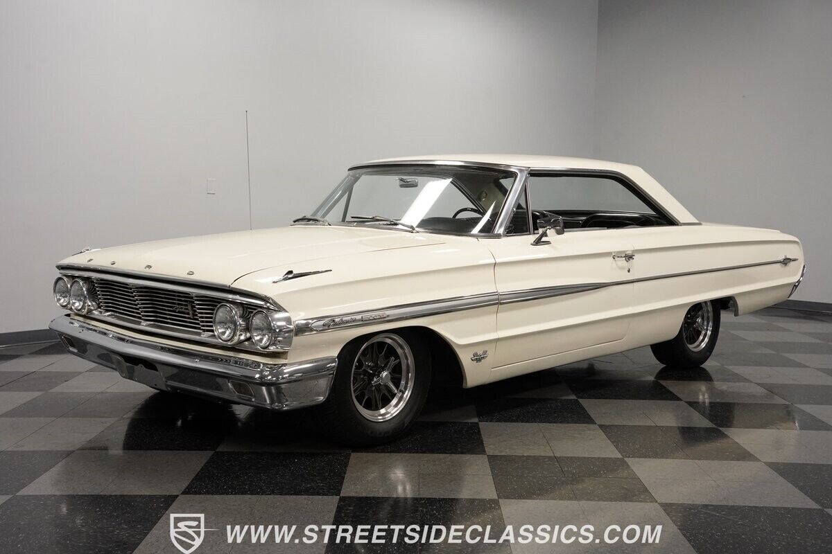 Ford-Galaxie-Coupe-1964-5