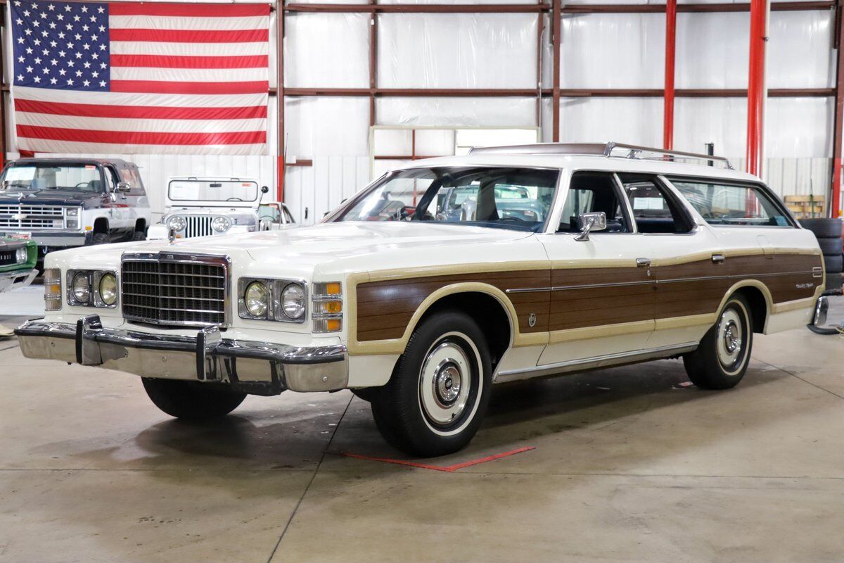 Ford LTD 1975 à vendre