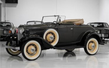 Ford-Model-18-Cabriolet-1932