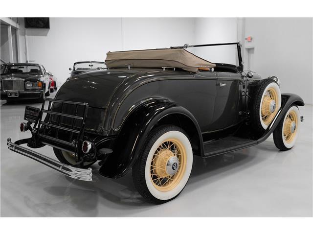 Ford-Model-18-Cabriolet-1932-7