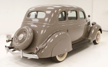 Ford-Model-48-Berline-1936-3