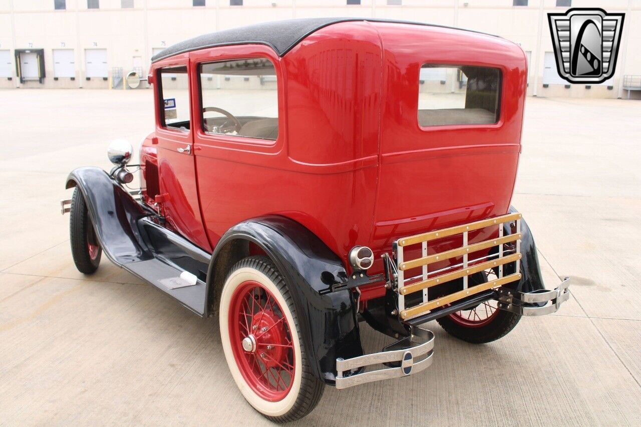 Ford-Model-A-1928-27