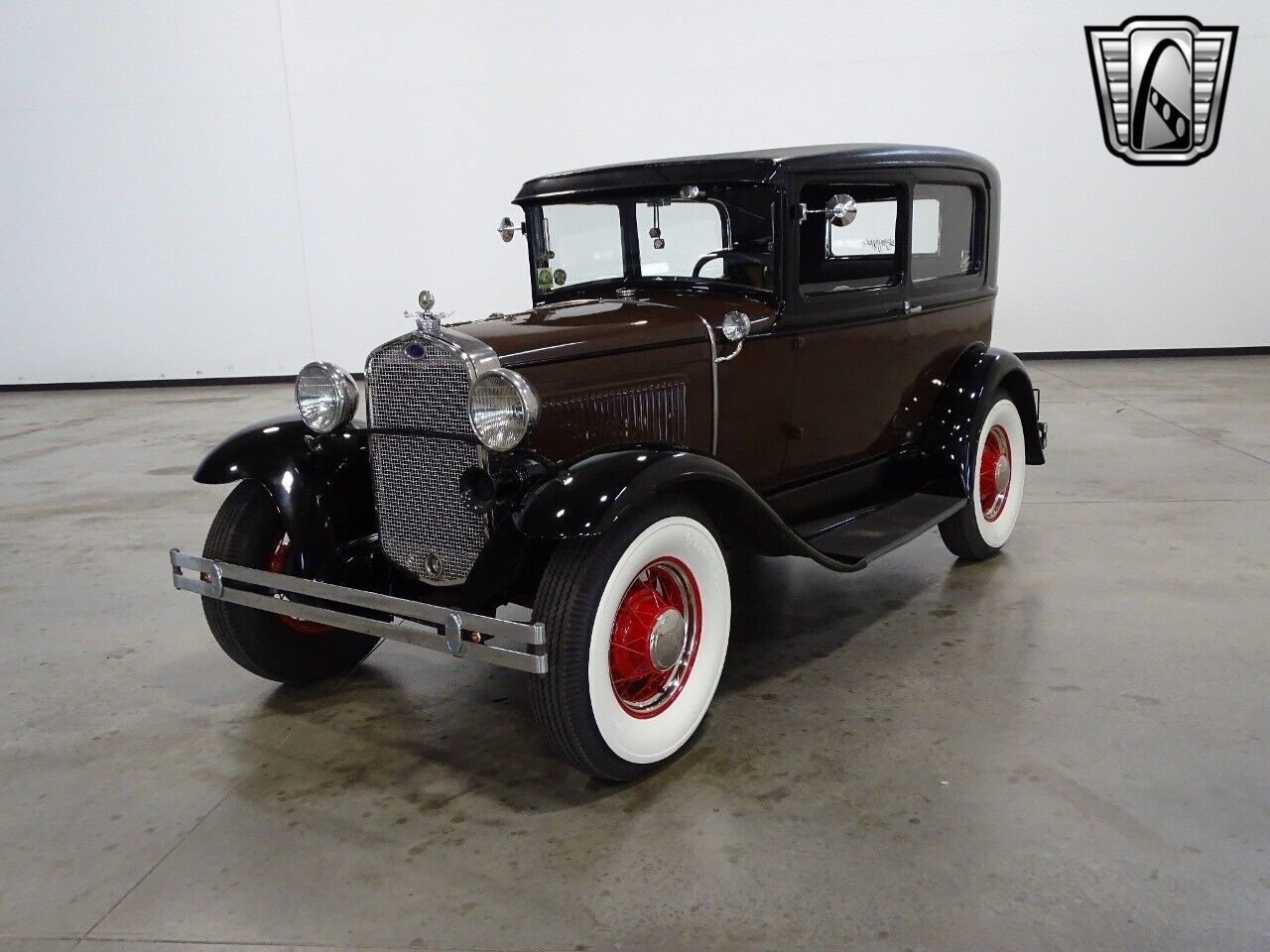 Ford-Model-A-1930-2