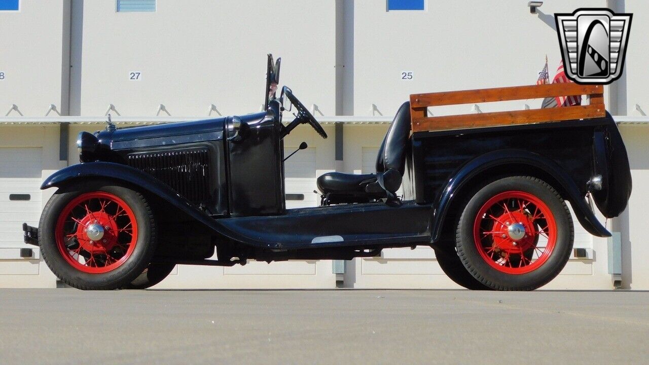 Ford-Model-A-1930-4