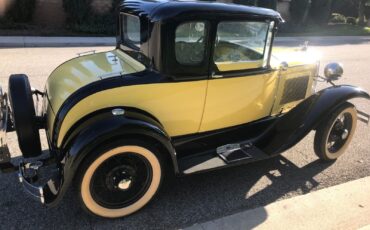 Ford-Model-A-1930