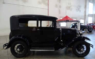 Ford-Model-A-1930-5