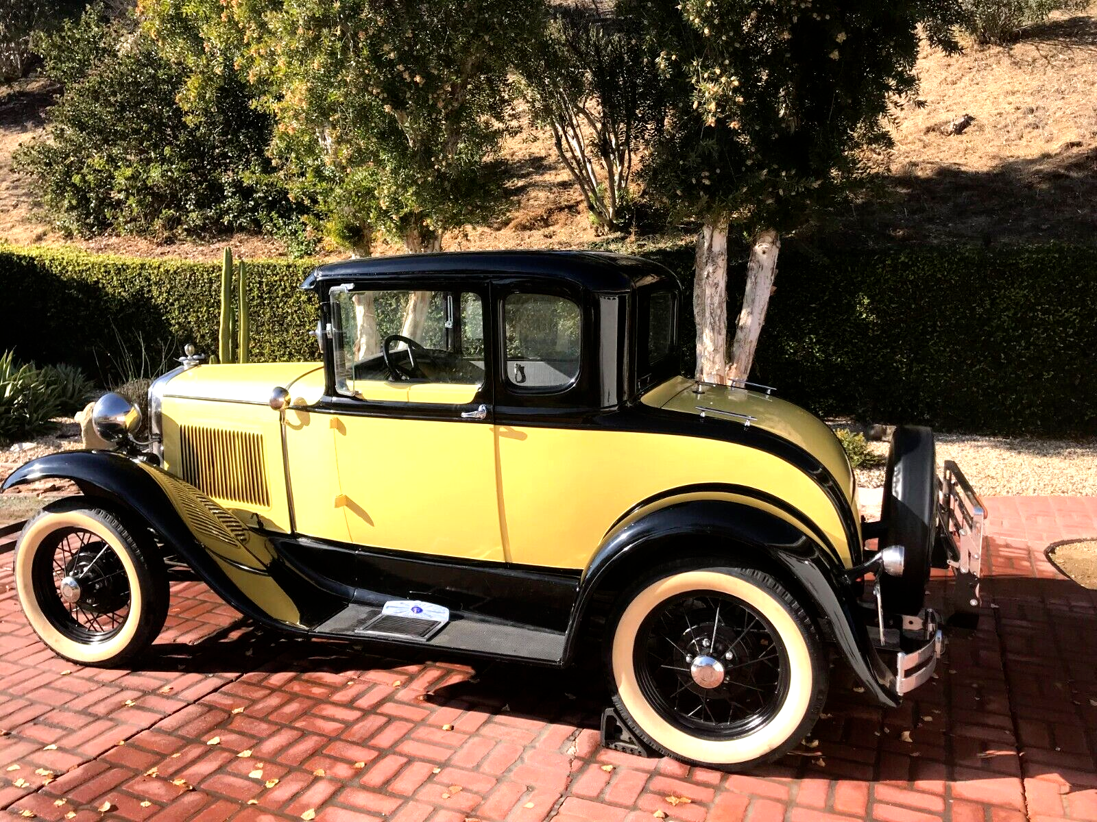 Ford-Model-A-1930-5