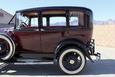 Ford-Model-A-1931-2