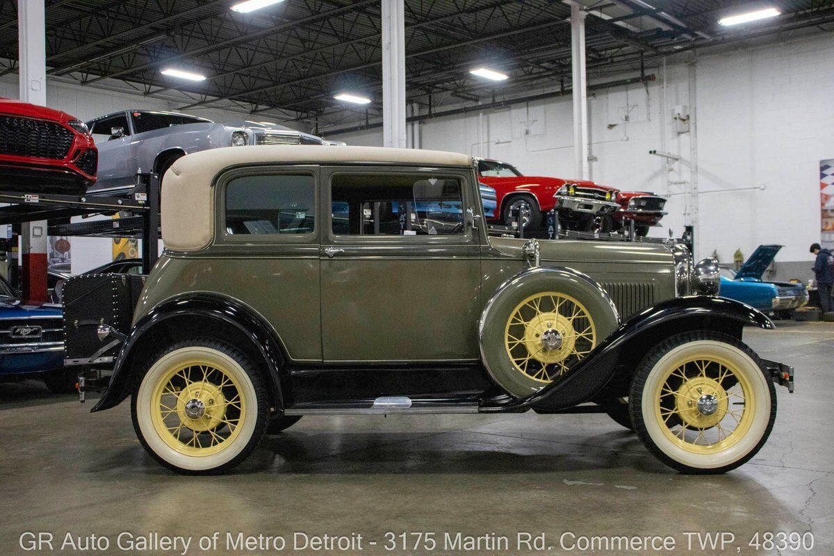 Ford-Model-A-1931-7