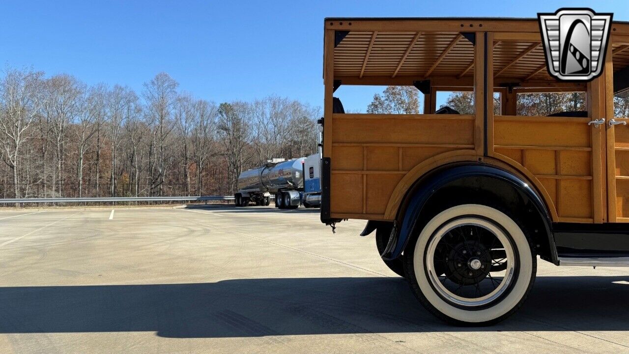 Ford-Model-A-Berline-1929-11