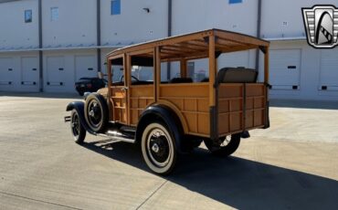 Ford-Model-A-Berline-1929-4