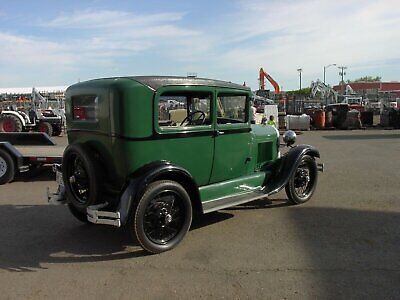 Ford-Model-A-Berline-1929-6