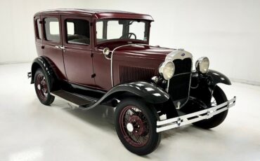 Ford-Model-A-Berline-1930-6