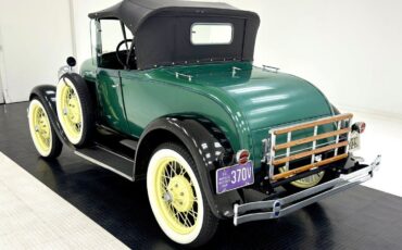 Ford-Model-A-Cabriolet-1929-2